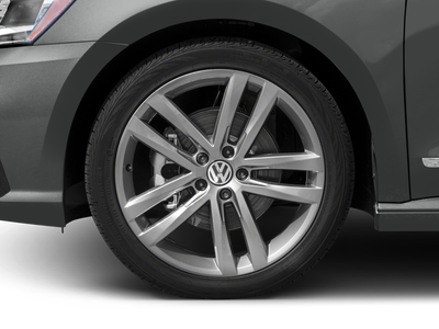 2017 Volkswagen Passat 1.8T R-Line