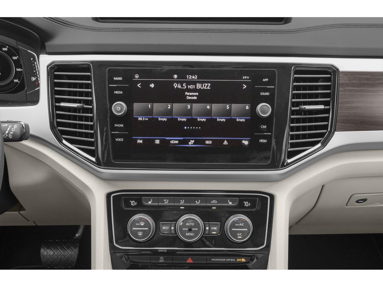 2023 Volkswagen Atlas 2.0T SE w/Technology