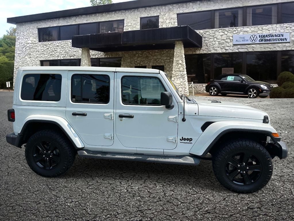 2020 Jeep Wrangler Unlimited Sahara Altitude