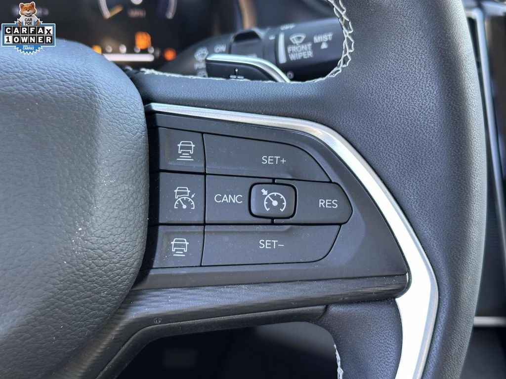2023 Jeep Grand Cherokee Laredo X