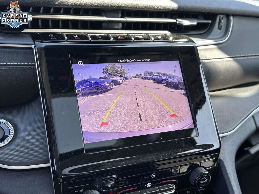 2023 Jeep Grand Cherokee Laredo X