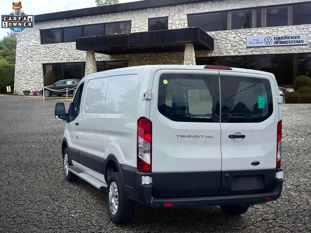 2025 Ford Transit-250 Base