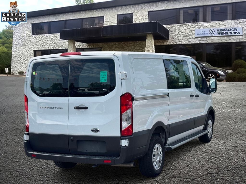 2025 Ford Transit-250 Base