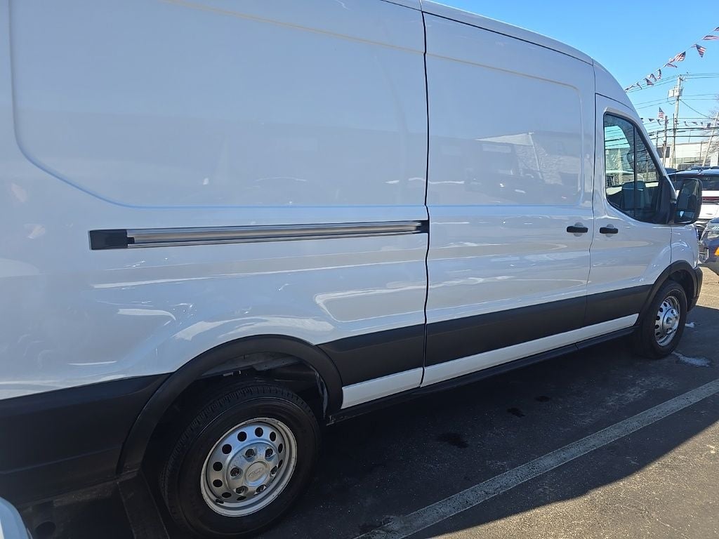 2023 Ford Transit-250 Base
