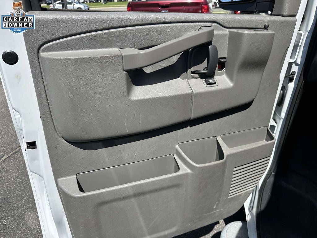 2024 Chevrolet Express 2500 Work Van Cargo