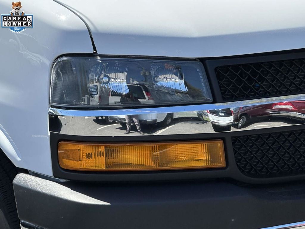 2024 Chevrolet Express 2500 Work Van Cargo