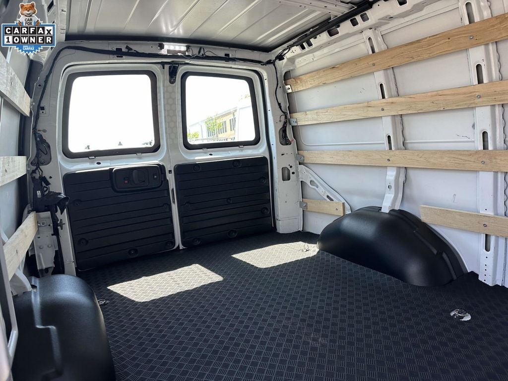 2024 Chevrolet Express 2500 Work Van Cargo