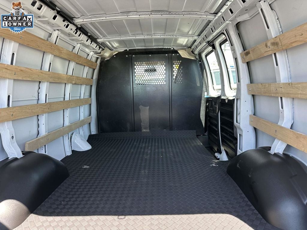 2024 Chevrolet Express 2500 Work Van Cargo