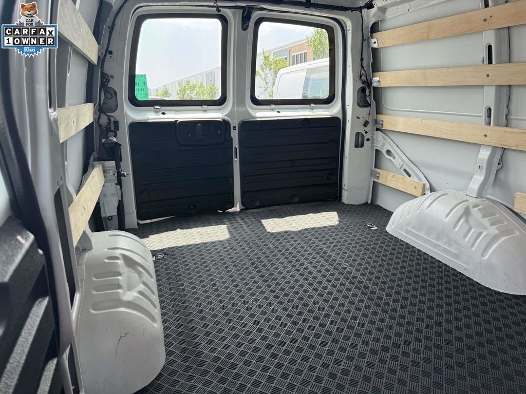 2025 Chevrolet Express 2500 Work Van Cargo