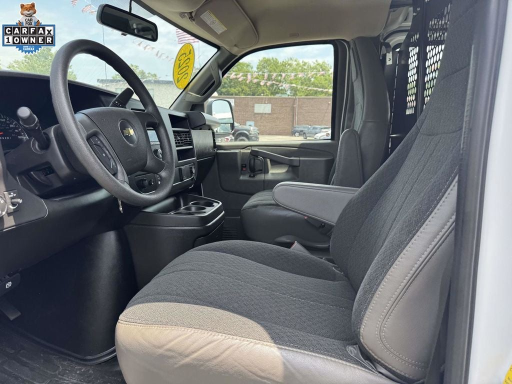 2025 Chevrolet Express 2500 Work Van Cargo