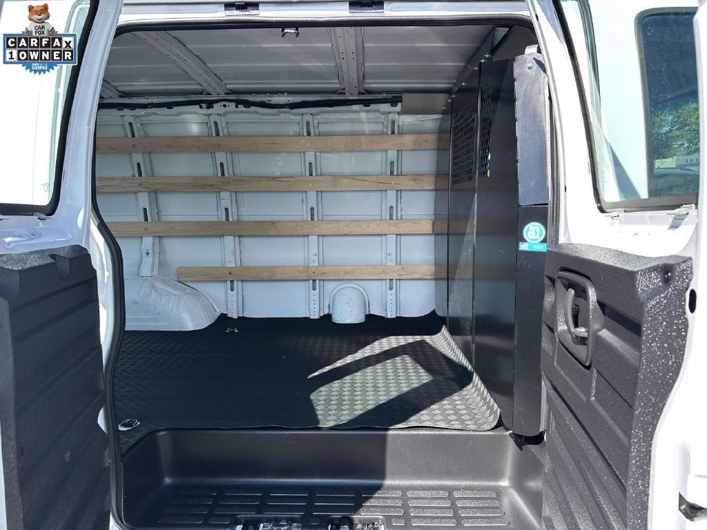 2025 GMC Savana 2500 Work Van