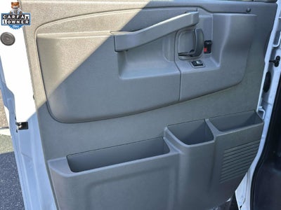 2025 GMC Savana 2500 Work Van