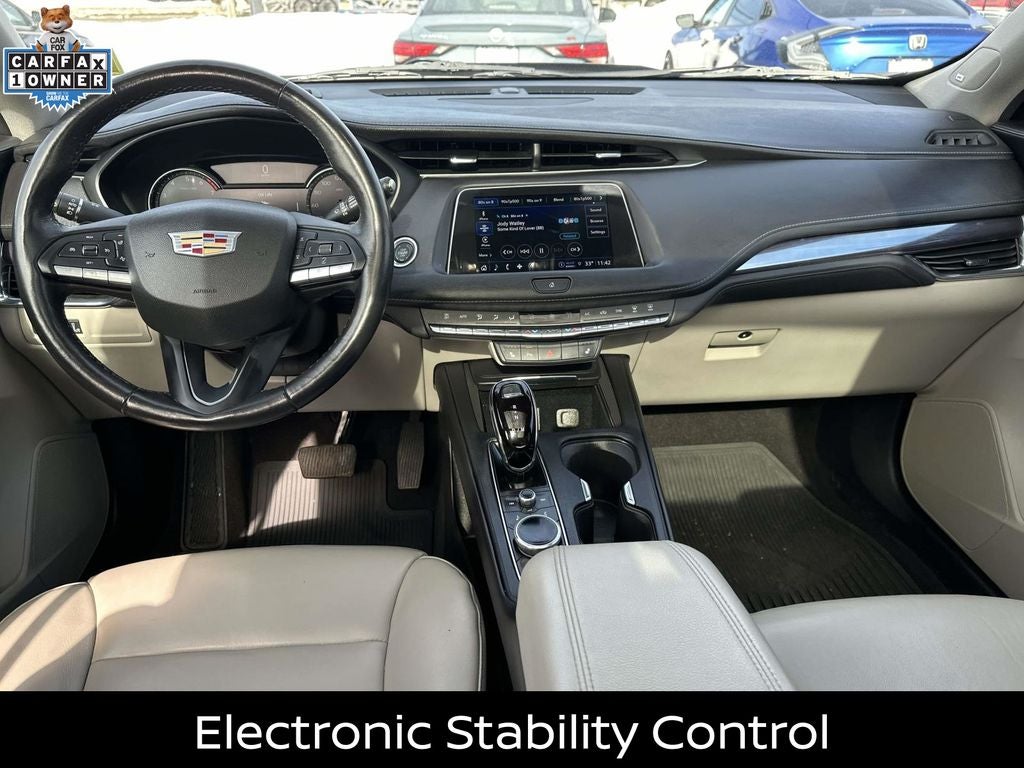 2023 Cadillac XT4 Luxury