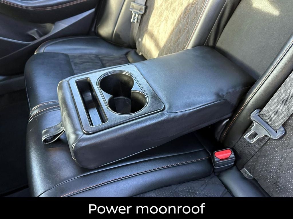 2023 Nissan Maxima SR