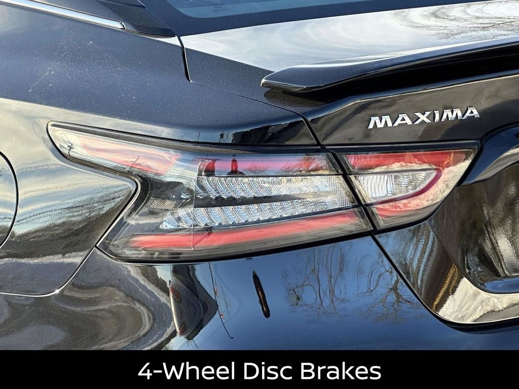 2023 Nissan Maxima SR