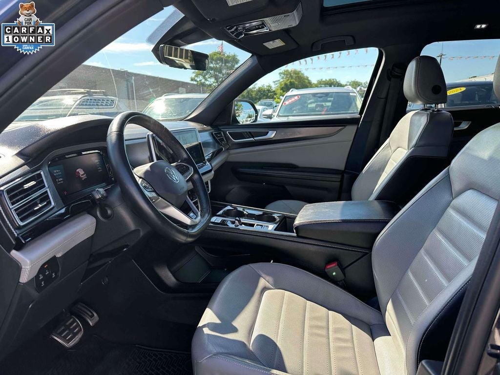 2024 Volkswagen Atlas Cross Sport 2.0T SEL R-Line