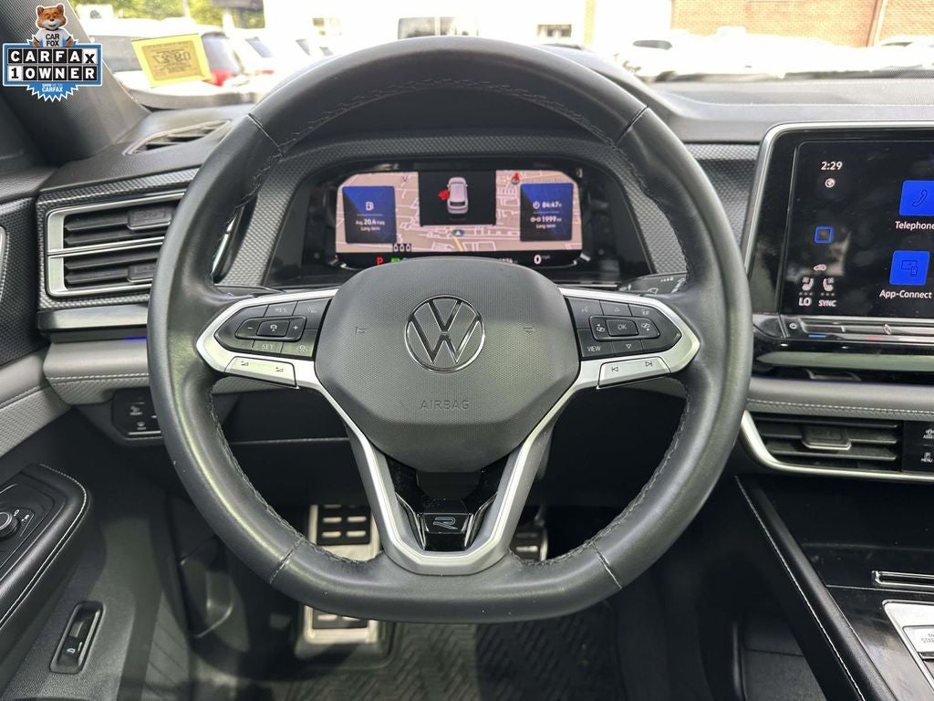 2024 Volkswagen Atlas Cross Sport 2.0T SEL R-Line
