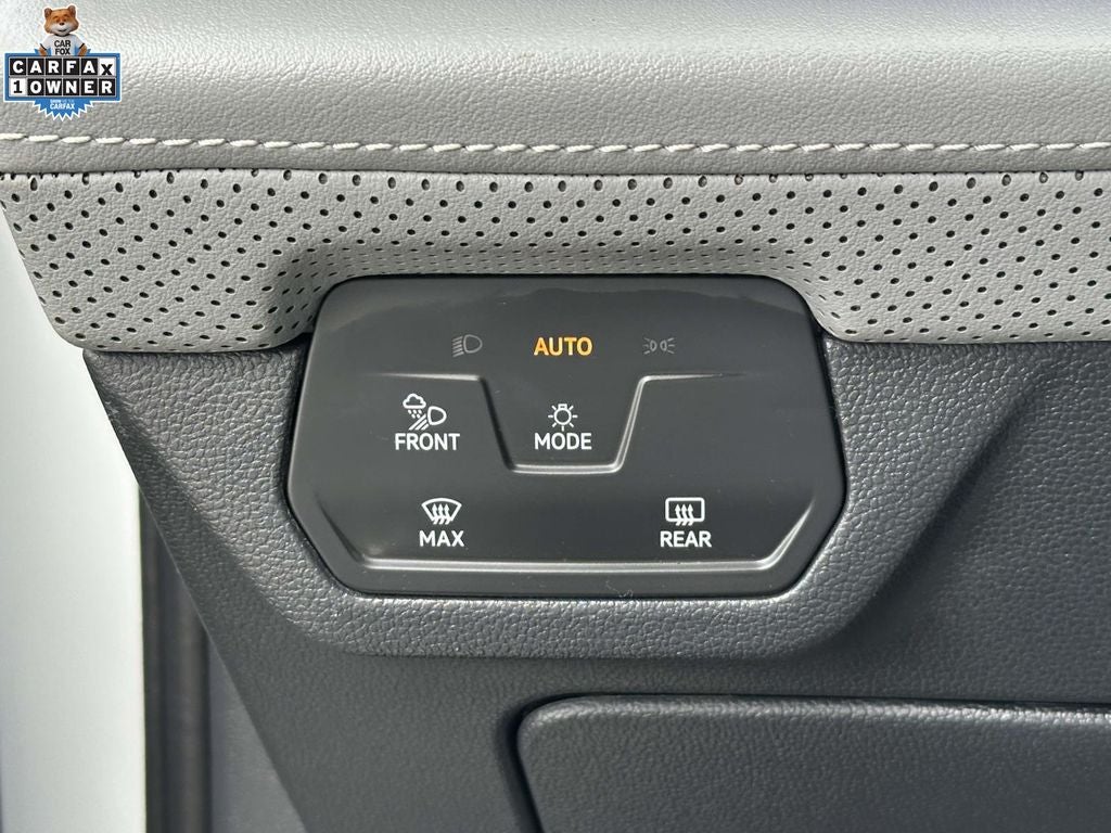 2024 Volkswagen Atlas Cross Sport 2.0T SEL R-Line
