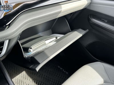 2024 Volkswagen Atlas Cross Sport 2.0T SEL R-Line