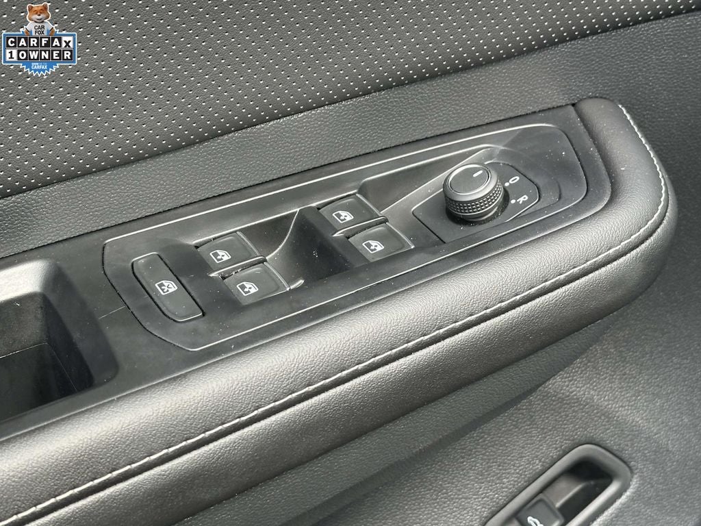 2026 Volkswagen Atlas Cross Sport SE w/Technology