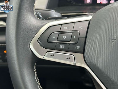 2024 Volkswagen Atlas Cross Sport 2.0T SE w/Technology