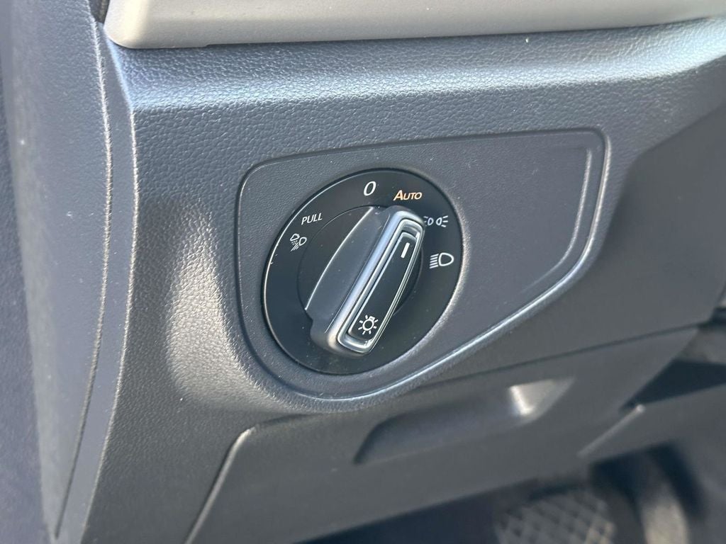 2023 Volkswagen Atlas 2.0T SE w/Technology