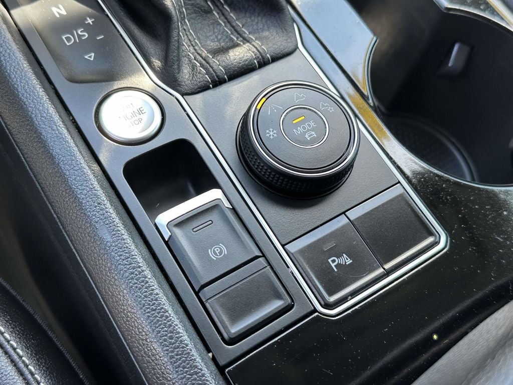 2023 Volkswagen Atlas 2.0T SE w/Technology