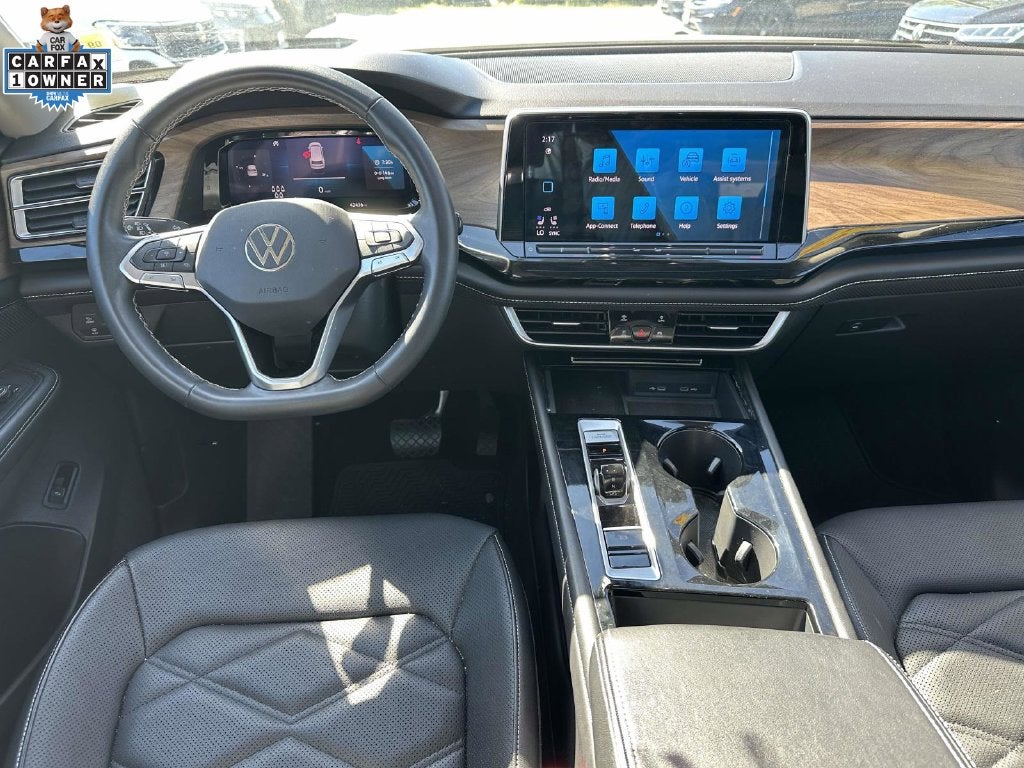 2024 Volkswagen Atlas 2.0T SE w/Technology