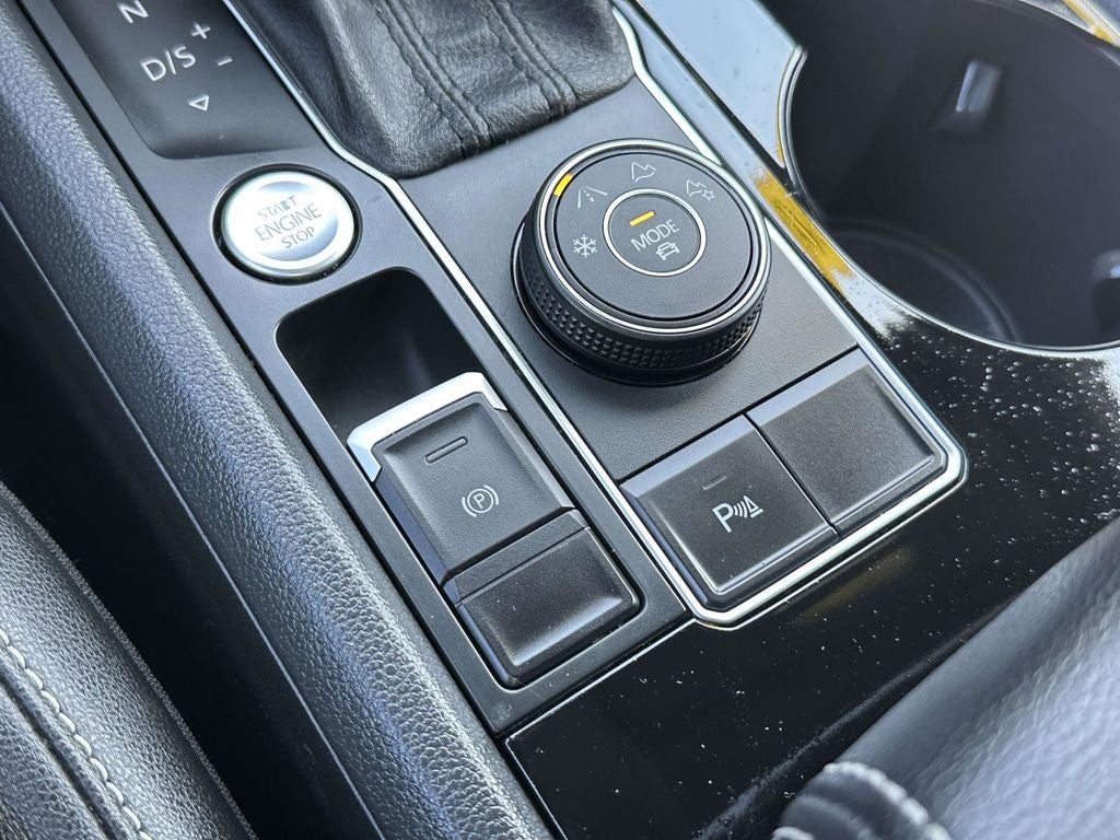 2020 Volkswagen Atlas Cross Sport 2.0T SEL 4Motion