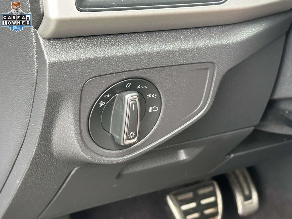 2021 Volkswagen Atlas 3.6L V6 SE w/Technology R-Line