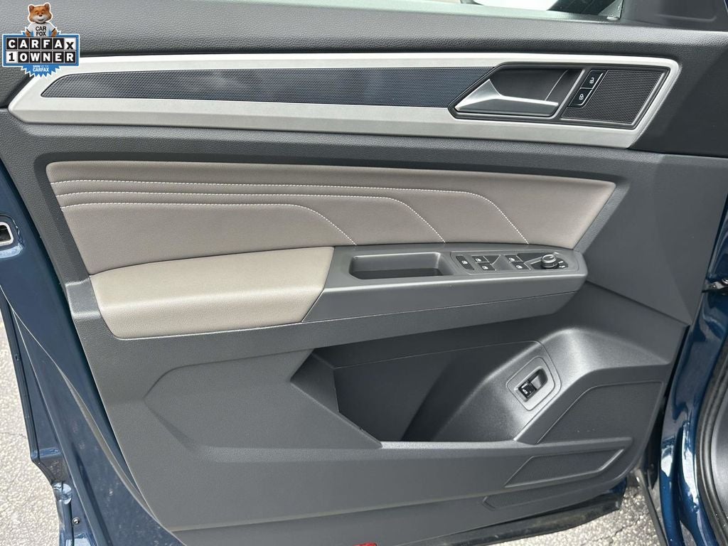 2023 Volkswagen Atlas Cross Sport 2.0T SEL R-Line