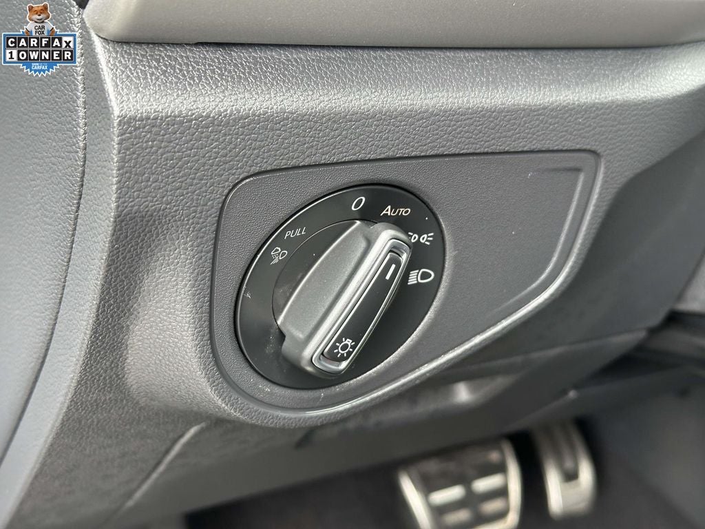 2023 Volkswagen Atlas Cross Sport 2.0T SEL R-Line