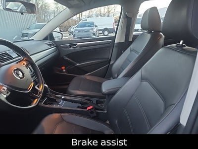 2018 Volkswagen Passat 2.0T R-Line
