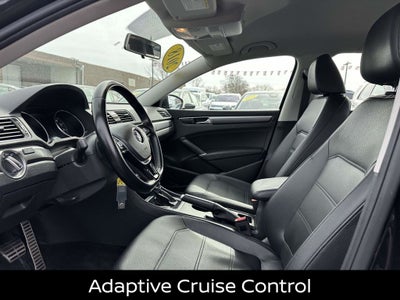 2018 Volkswagen Passat 2.0T R-Line