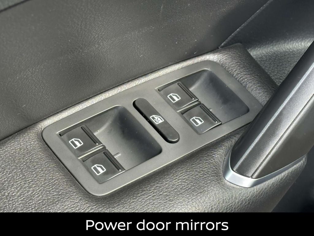 2018 Volkswagen Passat 2.0T R-Line