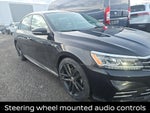 2018 Volkswagen Passat 2.0T R-Line