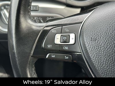 2018 Volkswagen Passat 2.0T R-Line