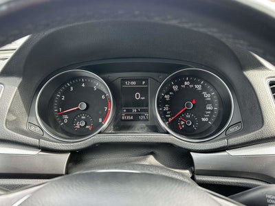 2018 Volkswagen Passat 2.0T R-Line