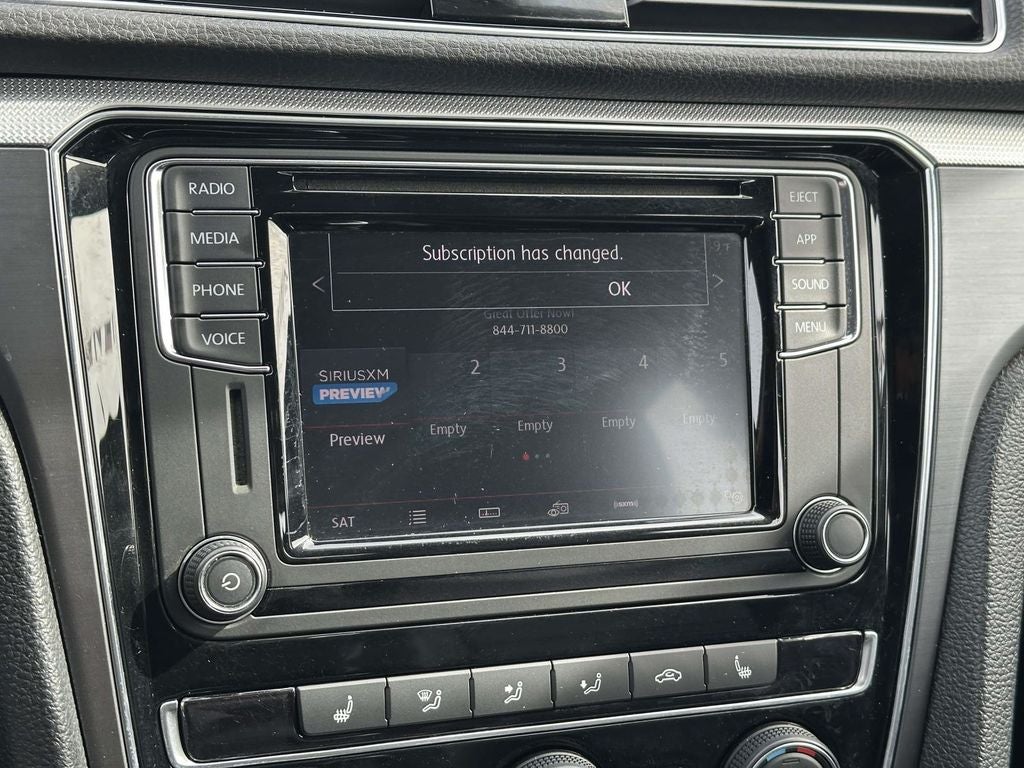 2018 Volkswagen Passat 2.0T R-Line