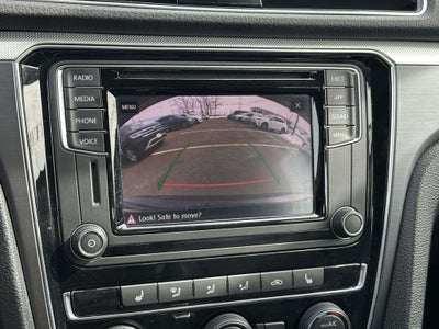 2018 Volkswagen Passat 2.0T R-Line