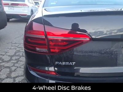 2018 Volkswagen Passat 2.0T R-Line