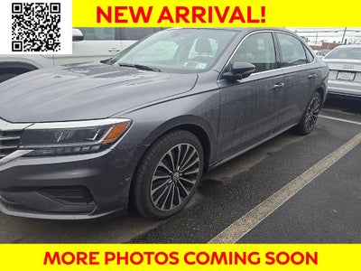 2022 Volkswagen Passat 2.0T Limited Edition