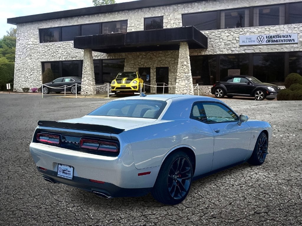 2021 Dodge Challenger R/T - Photo 6