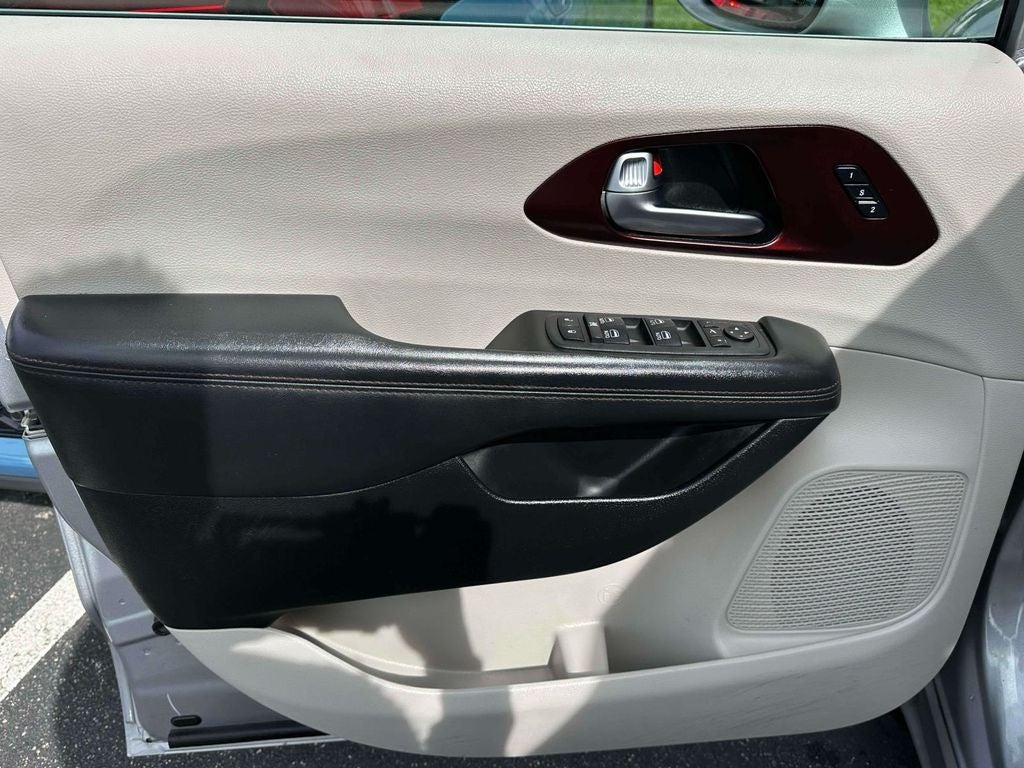 2020 Chrysler Pacifica Limited
