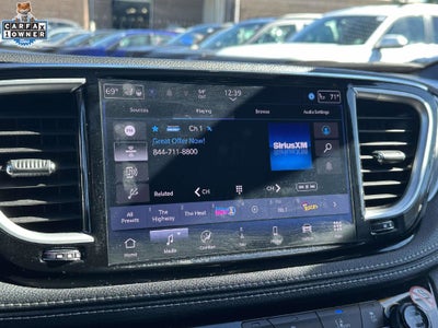 2025 Chrysler Pacifica Limited