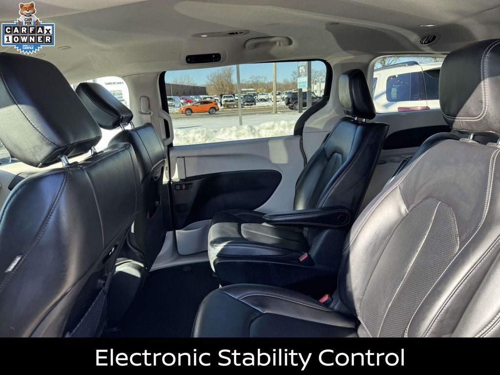 2023 Chrysler Pacifica Hybrid Touring L