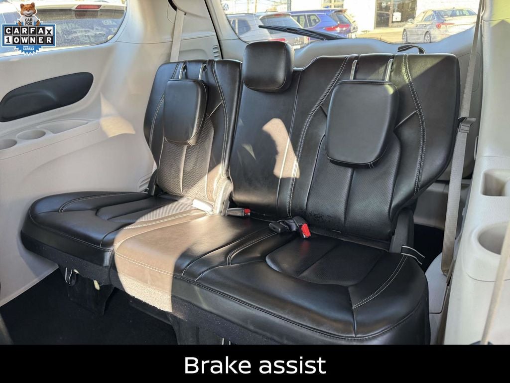 2023 Chrysler Pacifica Hybrid Touring L