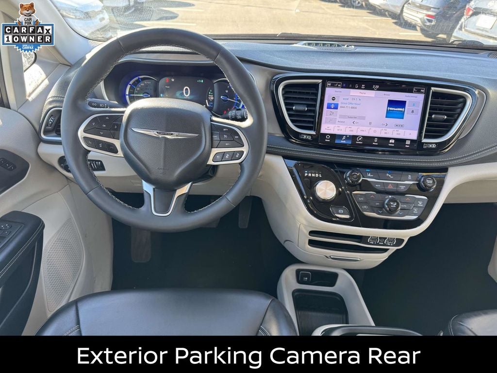 2023 Chrysler Pacifica Hybrid Touring L