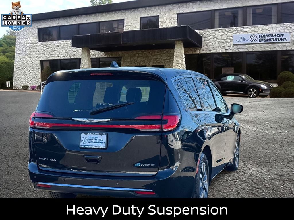 2023 Chrysler Pacifica Hybrid Touring L