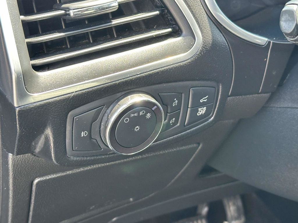 2020 Ford Edge Titanium